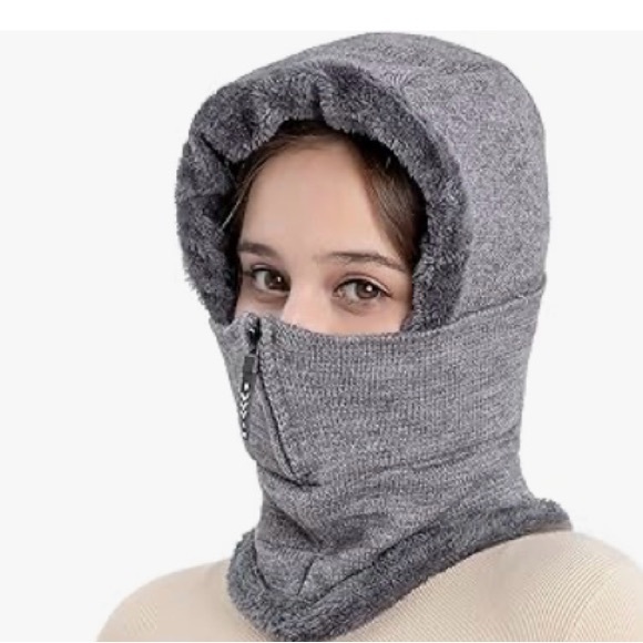 🧣 Cozy Knit Balaclava Hood – Warm Winter Hat for Women - Picture 3 of 3